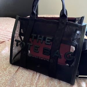 🖤Marc jacobs the MESH tote bag medium size good condition 🖤